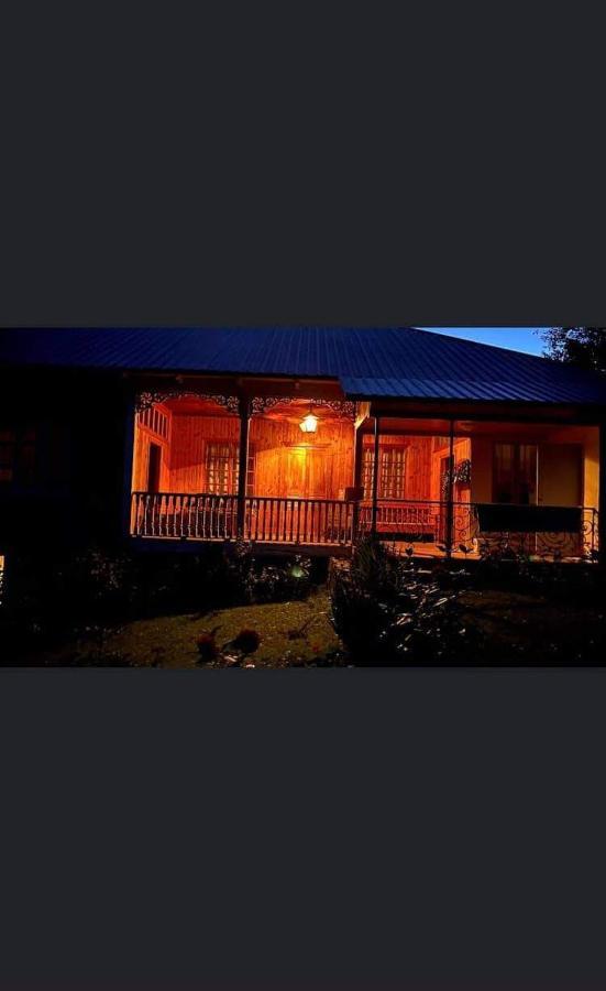 Guest House Lailashi Surmushi Екстериор снимка