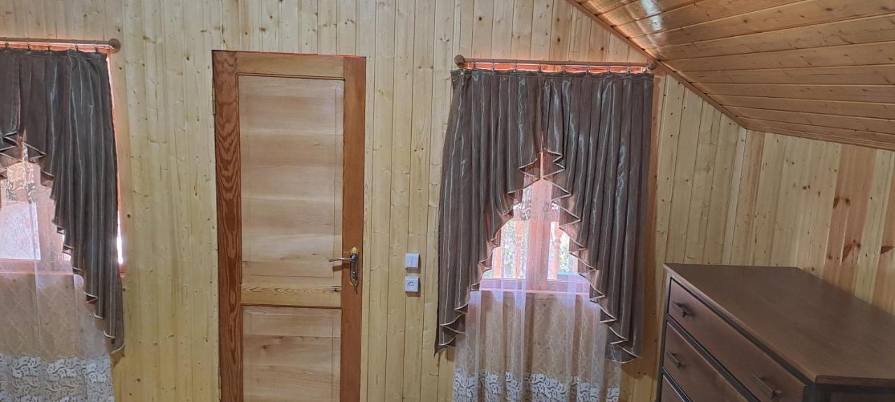 Guest House Lailashi Surmushi Екстериор снимка