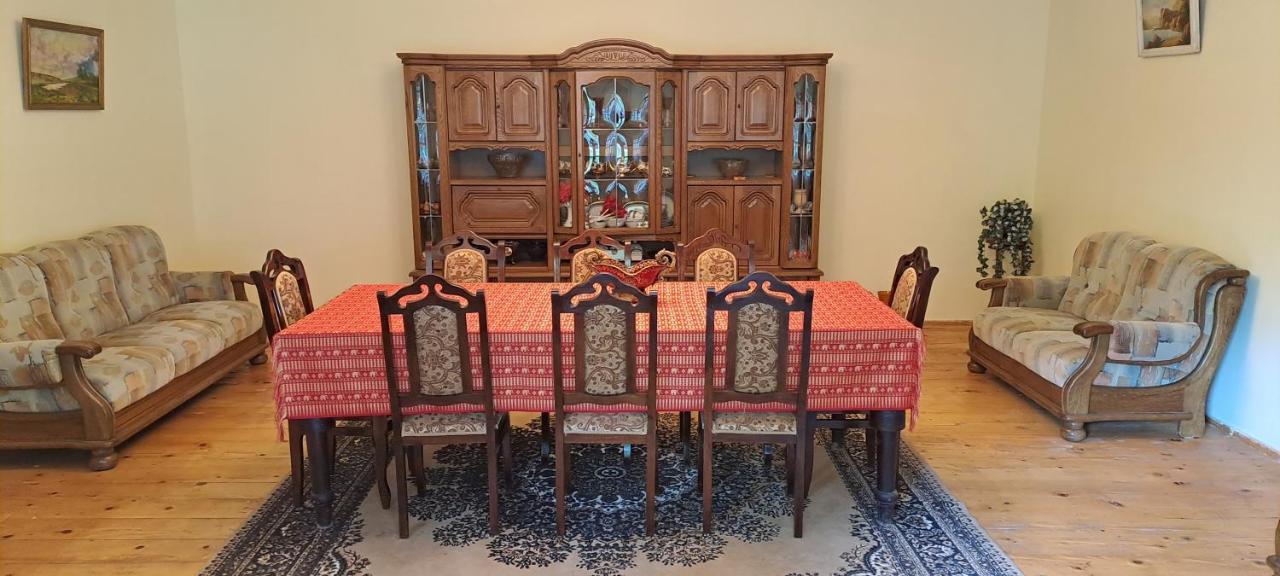 Guest House Lailashi Surmushi Екстериор снимка